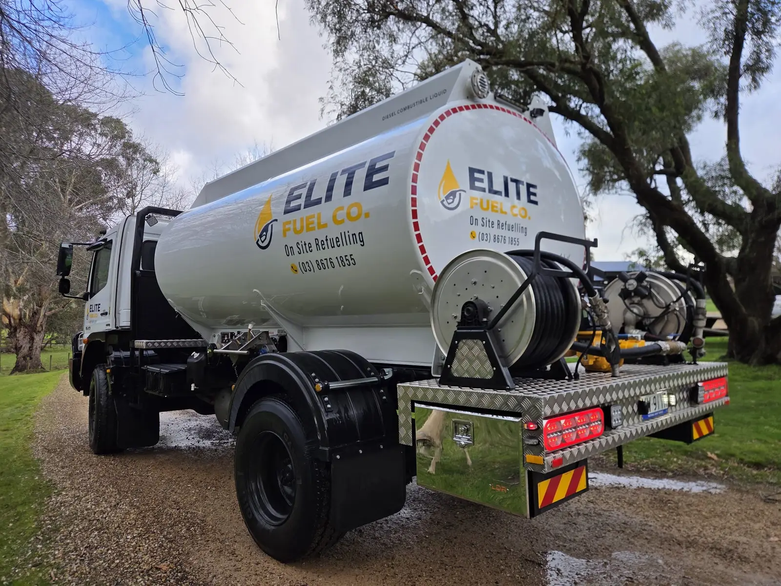 Elite Fuel Co. on-site diesel refuelling tanker in Melbourne